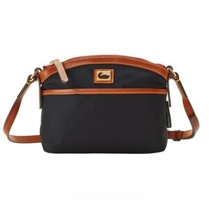 DOONEY & BOURKE NWOT Wayfarer Domed Black Nylon Crossbody